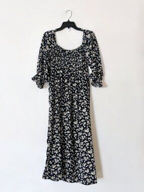 elloh. Chic Black Floral Long Sleeve Dress